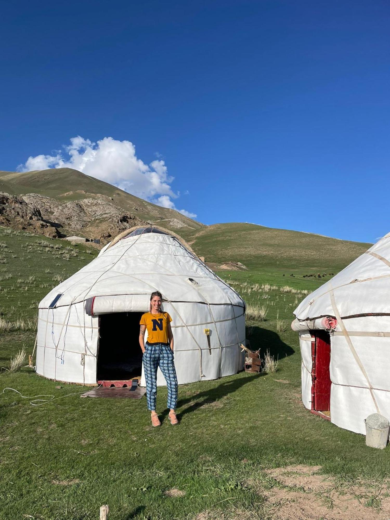 Guest House Bereke In Kyzart Village Bagysh Exterior foto