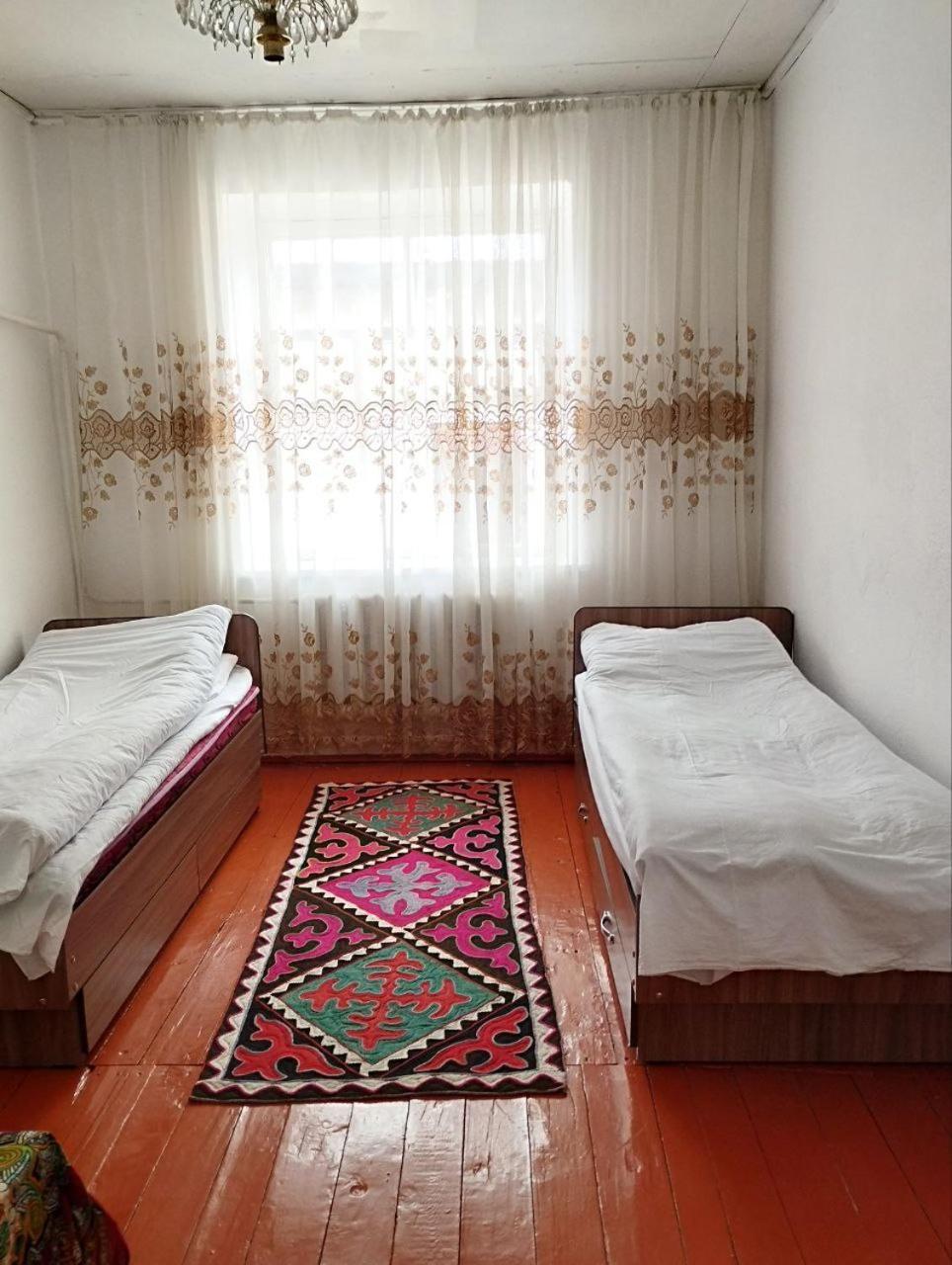 Guest House Bereke In Kyzart Village Bagysh Exterior foto